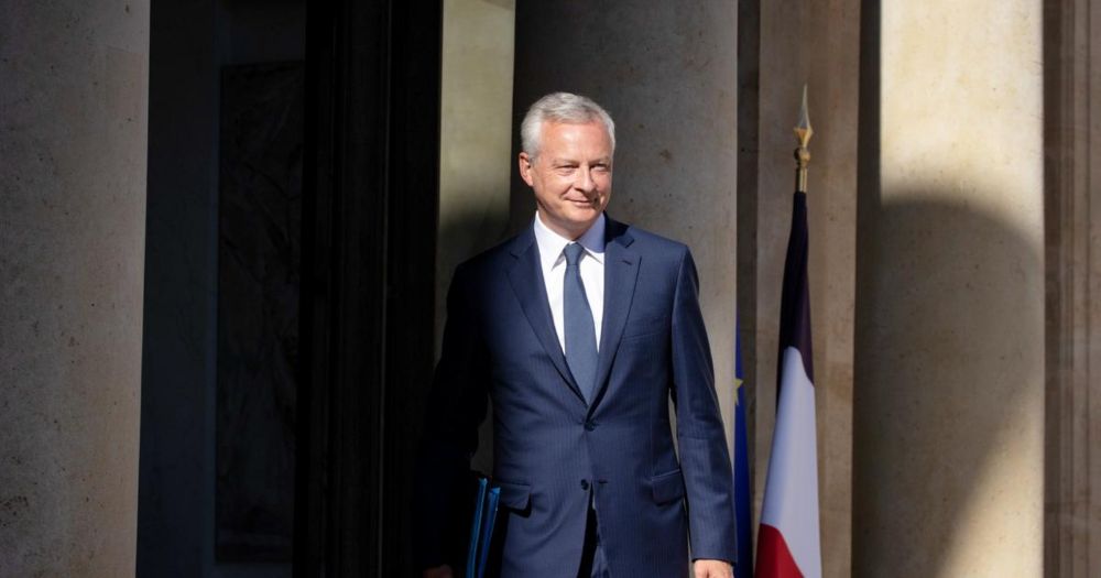 Les adieux de Bruno Le Maire à Bercy, en pleine tempête budgétaire