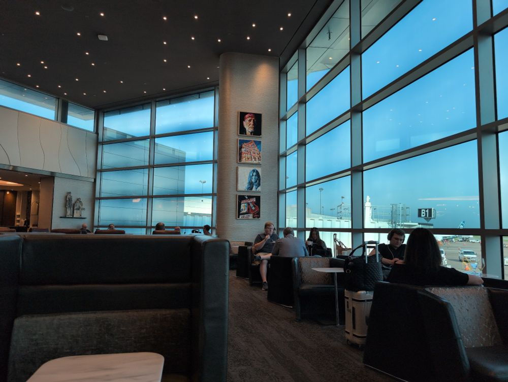 The Delta Skyclub in Nashville overlooking the A and B concourse ramps.