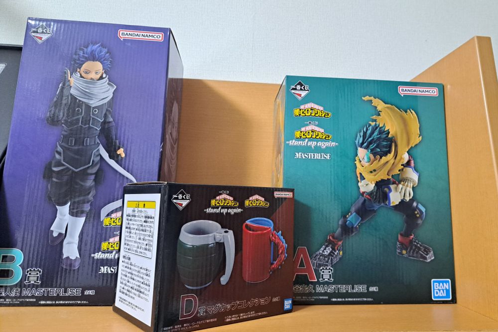 ここまで揃ったらC賞の物間くんのフィギュアも欲しかった……。
かっちゃんのマグカップも……。
欲張りすぎるね🫠