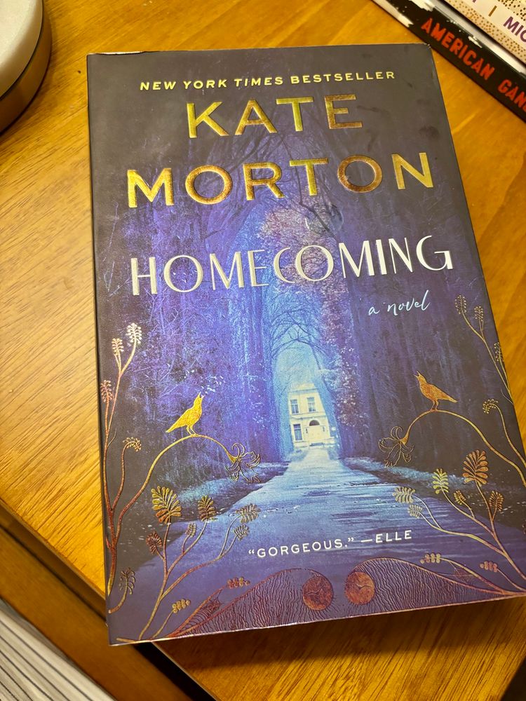 The cover of Homecoming by Kate Morton