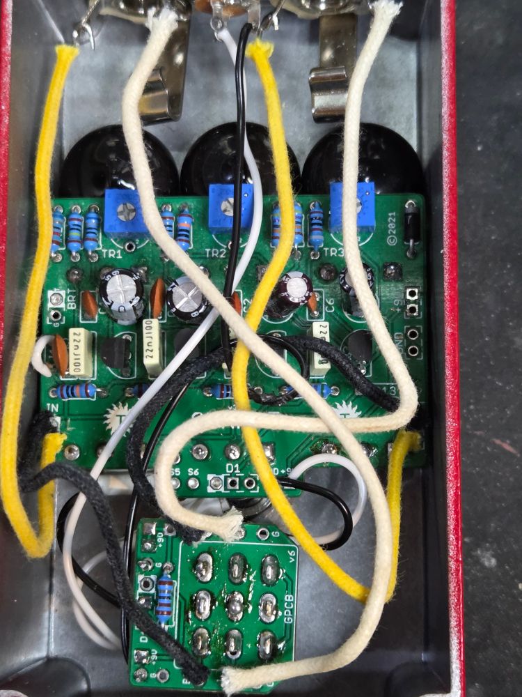 Wiring on my GuitarPCB Model T preamp pedal kit