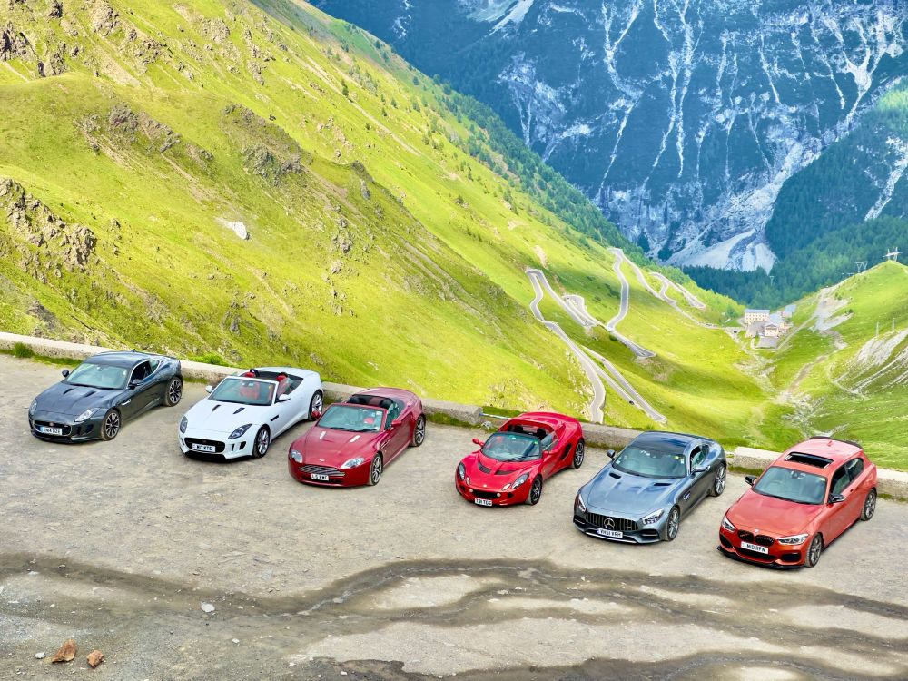 Lineup of cars on the Passo della Stelvio