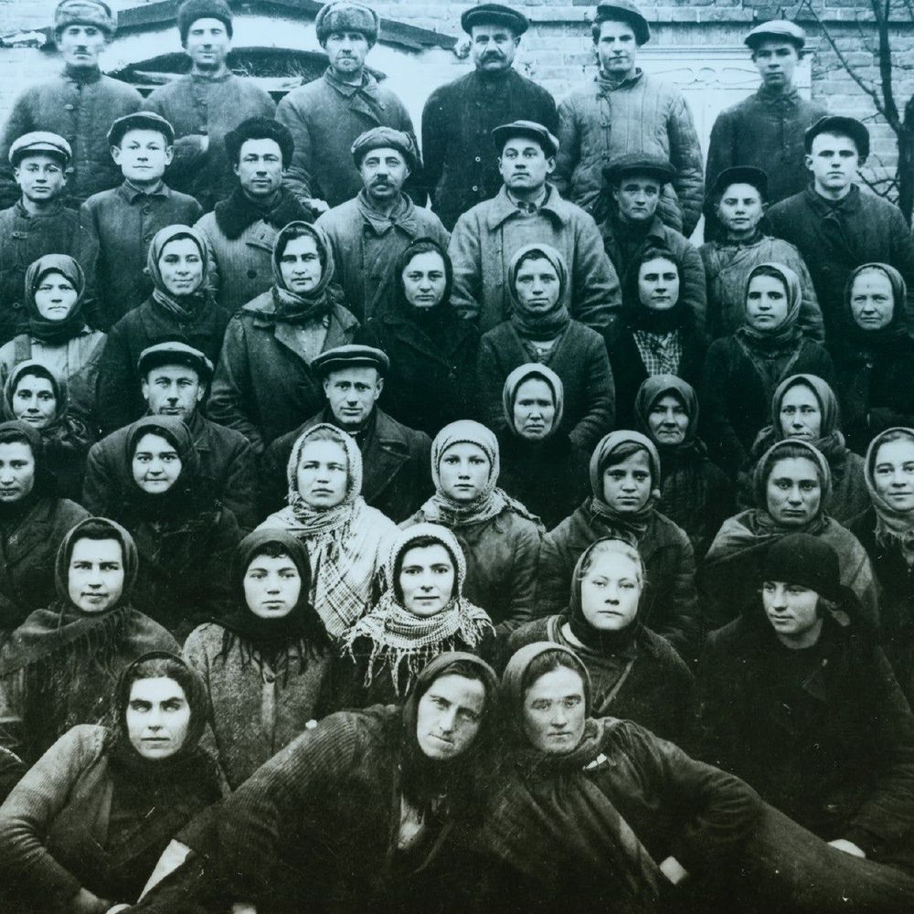 Black and white photo of Mennonites in Russia ca 1900's