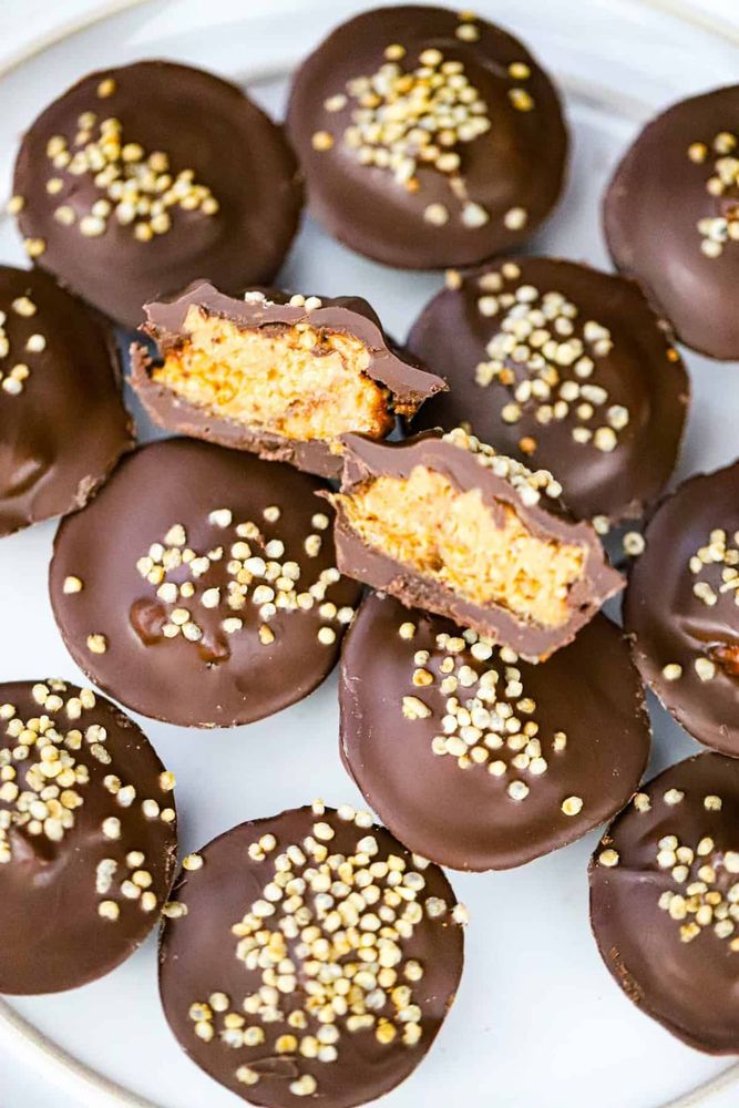 Vegan Chocolate Peanut Butter Quinoa Crispie Cups