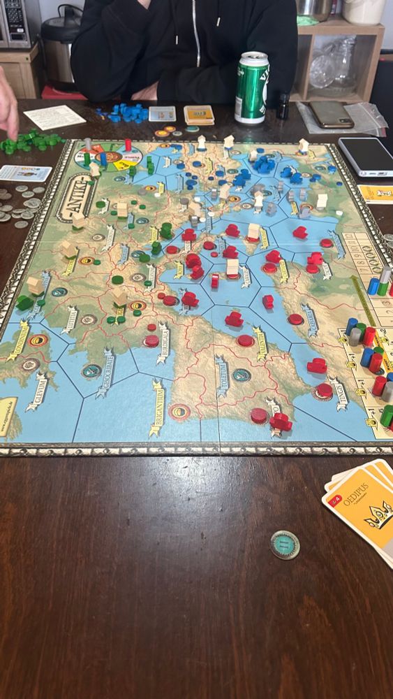 a game of antike where all of Europe boutta engage in naval warfare 