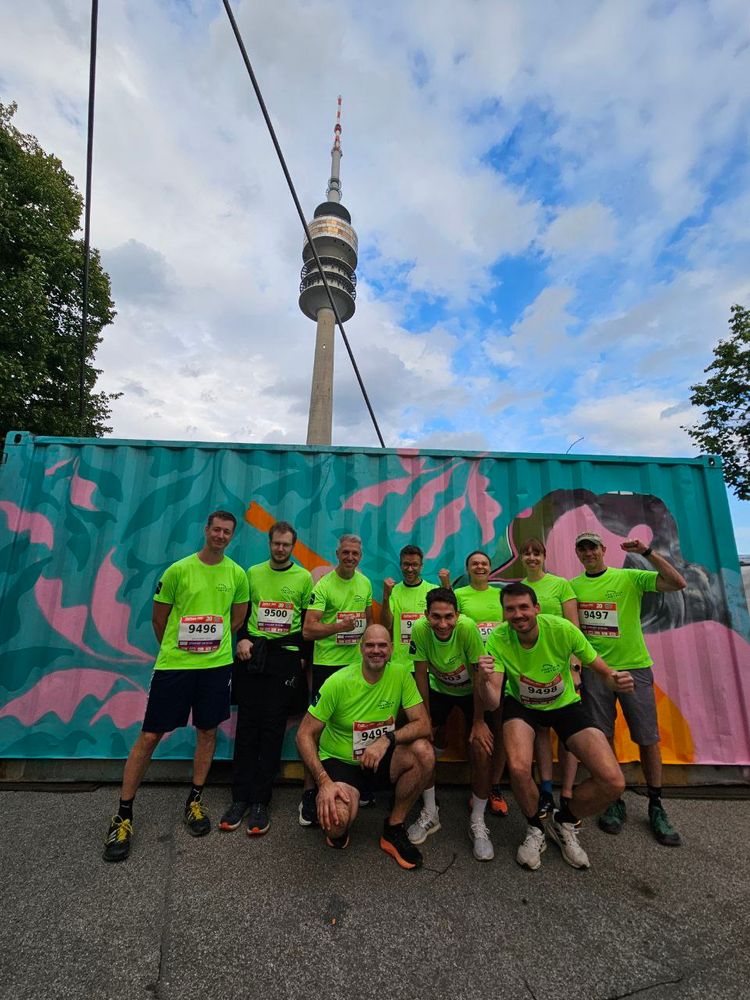 Particle Metrix team at the B2Run 2025 in the Olympic Park Munich