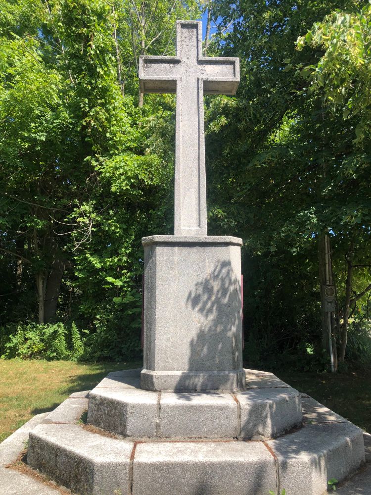 A cruciform monument marking the spot Sulpician missionaries erected a cross to claim Lake Erie for France.