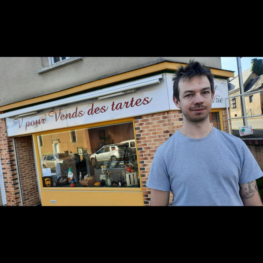 "V pour vends des tartes" : le jeu de mots incompris du boulanger sarthois cinéphile - France Bleu