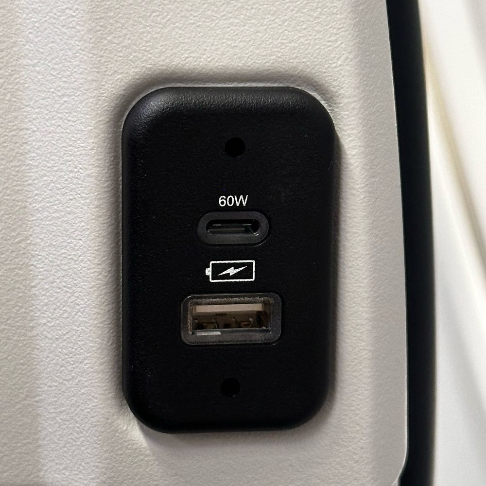 60W USB-C port