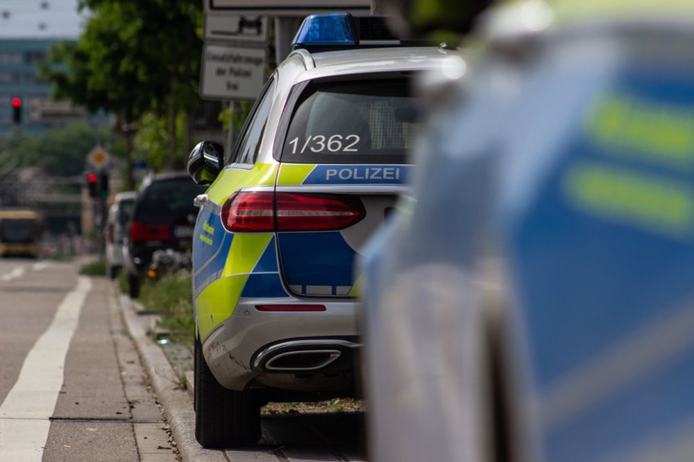 Fahrer wird in Hördt von tief stehender Sonne geblendet - 40.000 Euro Schaden