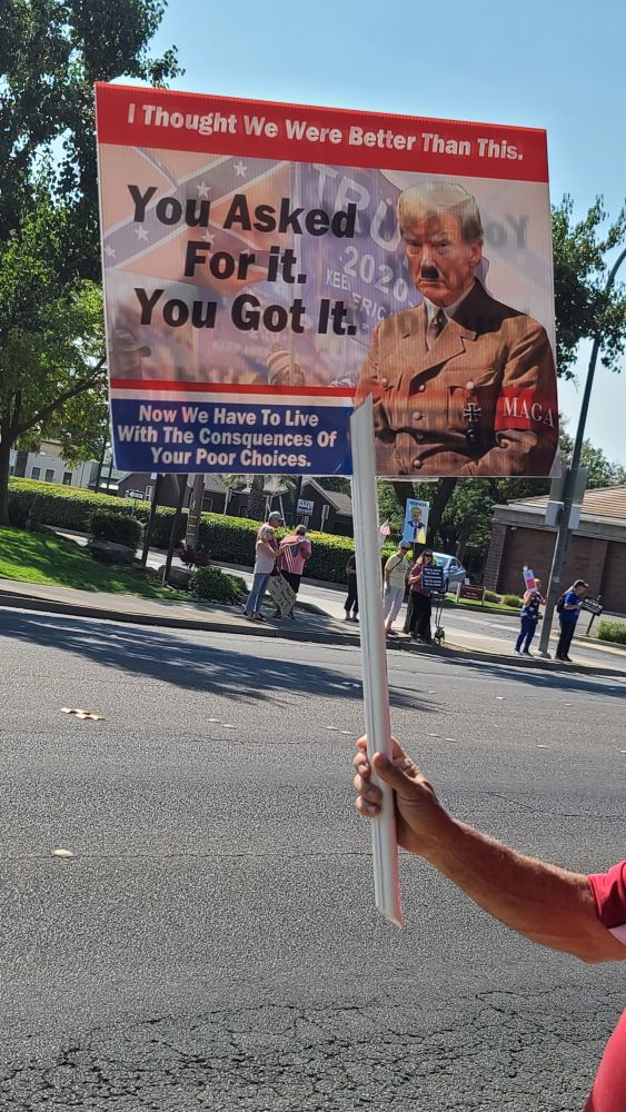 #MERCED, CA: Labor Day! September 1, 2025 WORKERS OVER BILLIONAIRES RALLY! Our little town is fired up today even though it's supposed to get up to 105°! 🔥 Streets filled up even more since!