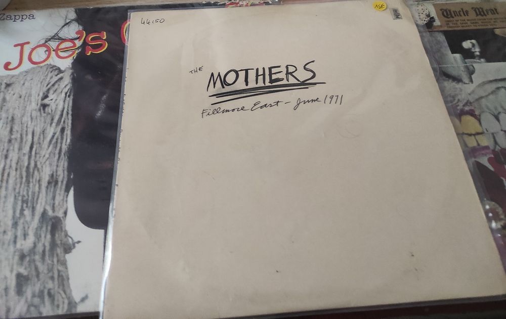 Le vinyle de The Mothers Filmore East  June 1971