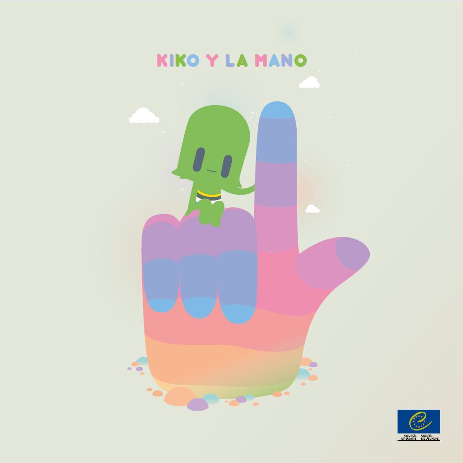 Portada del cuento Kiko y la mano.

En ella aparece el título con letras de colores (rosa, azul, verde y morado) y debajo una mano gigante de colorines (naranjan, rosa pastel, rosa más intenso, lila, morado y azul) sobre la que está sentada el protagonista, Kiko, un pequeño niño de color verde que solo lleva puestos unos calzoncillos a rayas. 