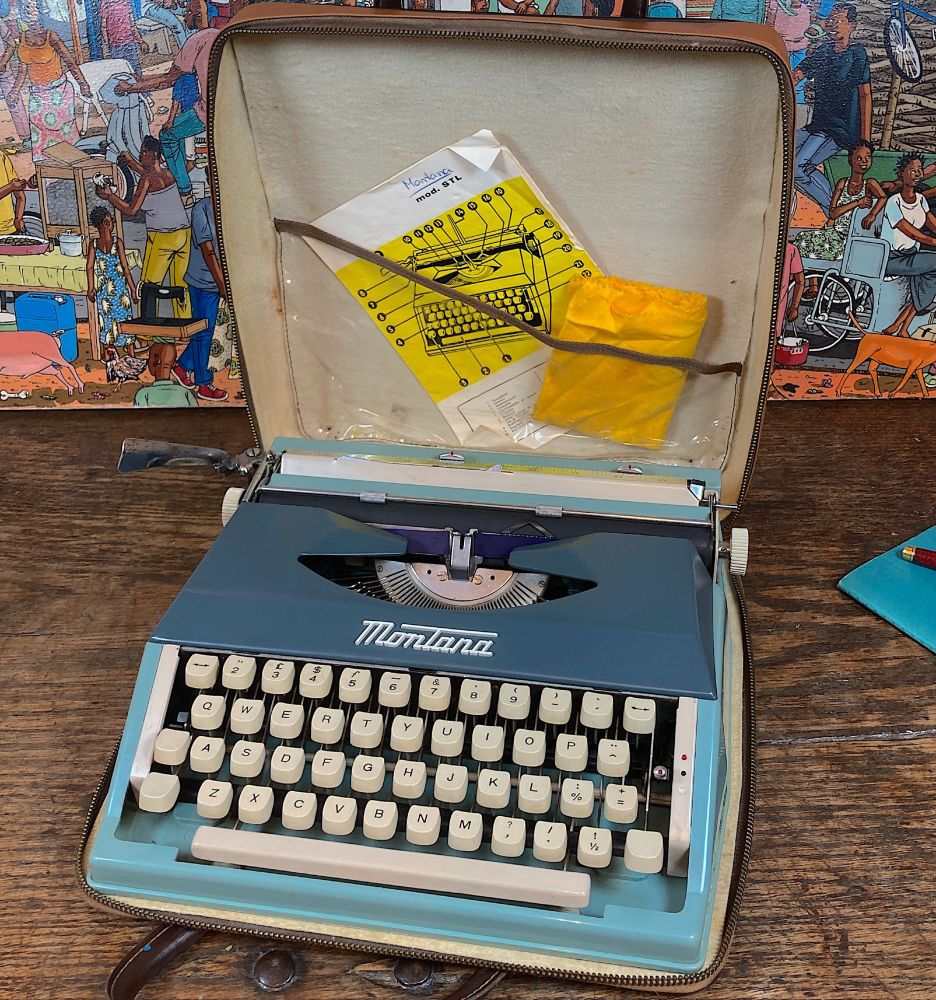 Montana typewriter