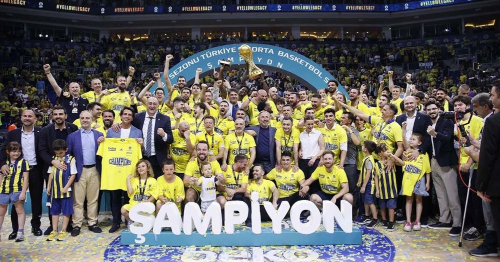 Türkiye Sigorta Basketbol Süper Ligi'nde Şampiyon Fenerbahçe Beko