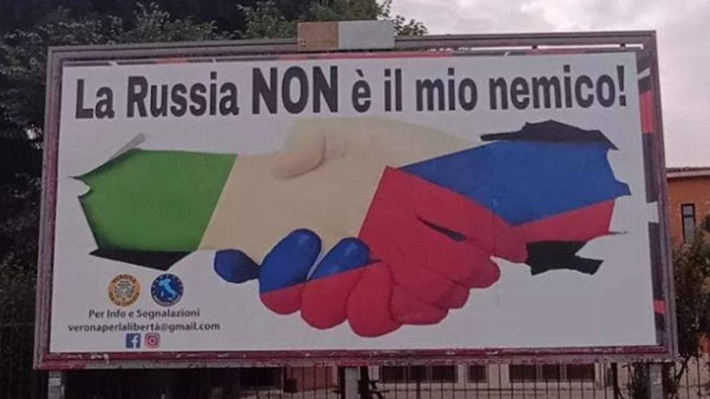 Manifesti filo russi in decine di città. L’intelligence indaga su autori e finanziatori