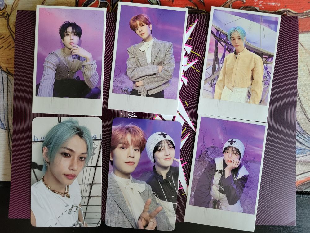 Felix and seungin photocards and maknae line polaroids from rockstar