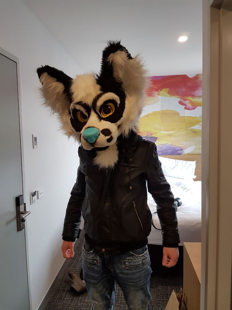 Me trying on Stout :3