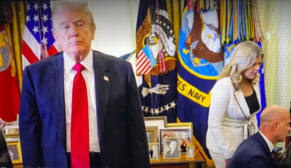 Trump totally zoned out while a man behind him had a scary-looking medical incident. I labeled it his “My Pet Goat” moment because George W Bush kept reading that book to school kids after hearing about the 9/11 attacks. 