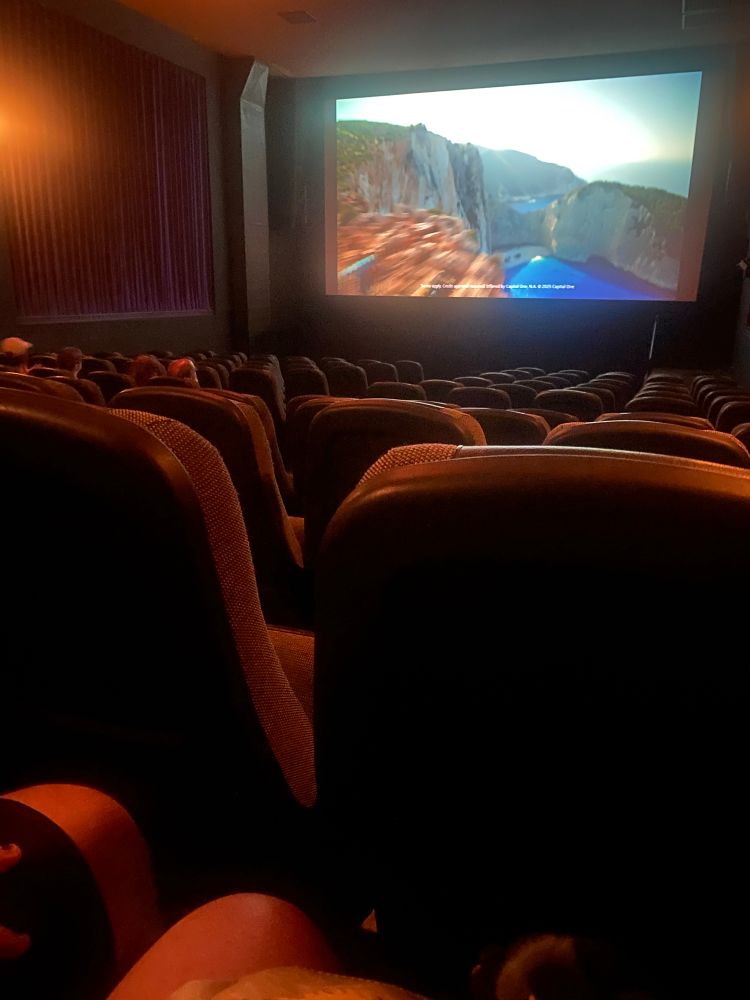 in the time it took to take and then post this pic a crew of old retired lesbians came in and took up the entire two rows in front of us 