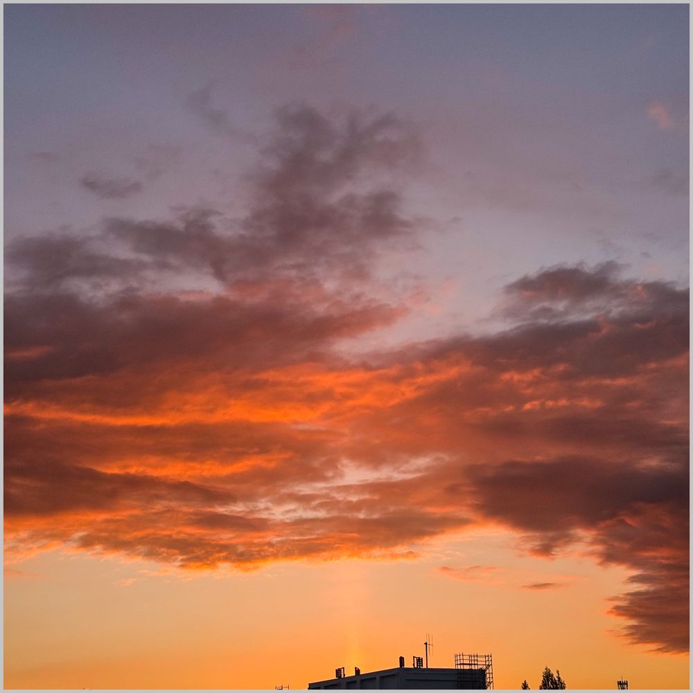 サンピラーぽい夜明け