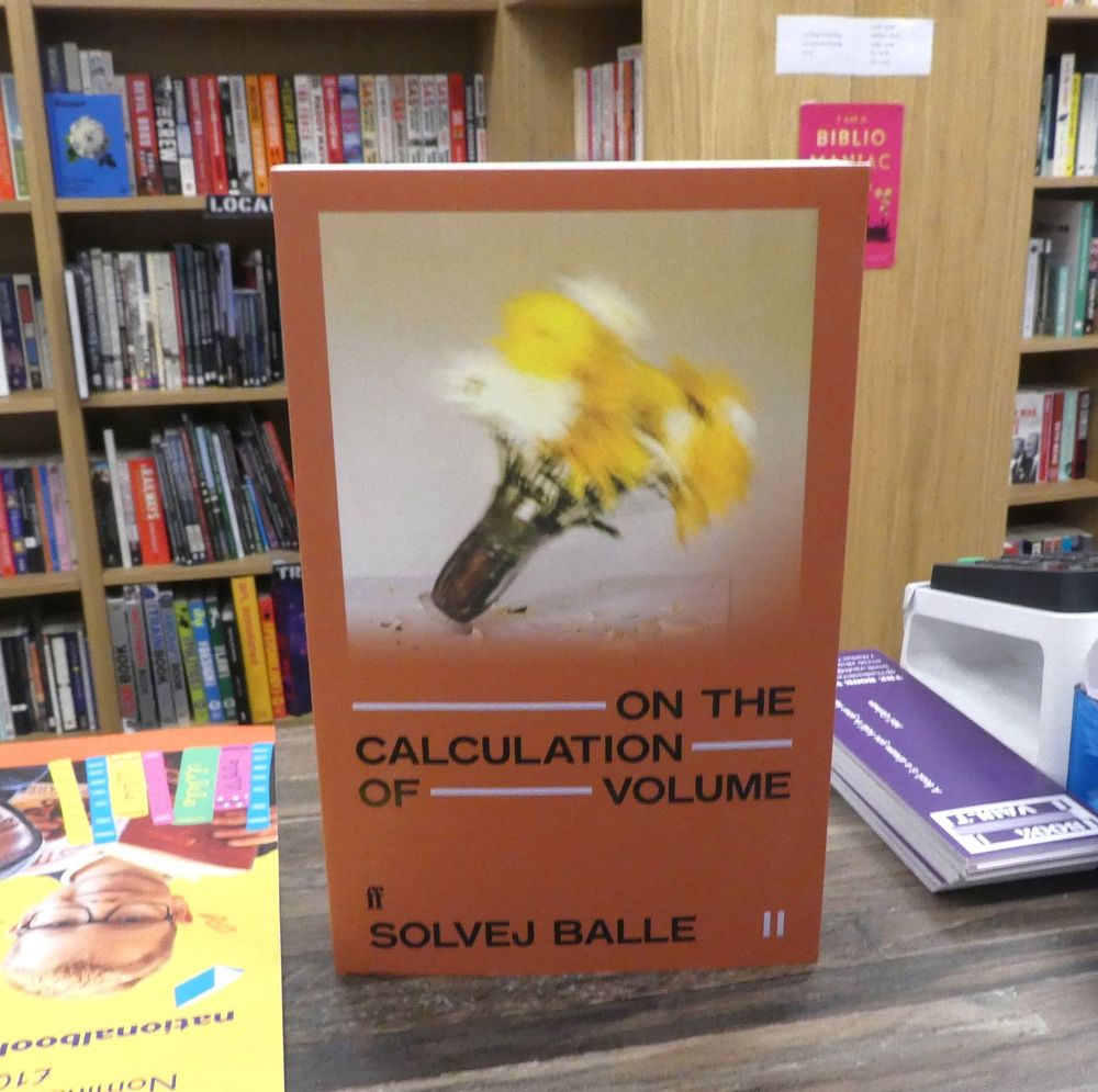 Photo of the paperback edition of On The Calculation of Volume part 2, by Solvej Balle.