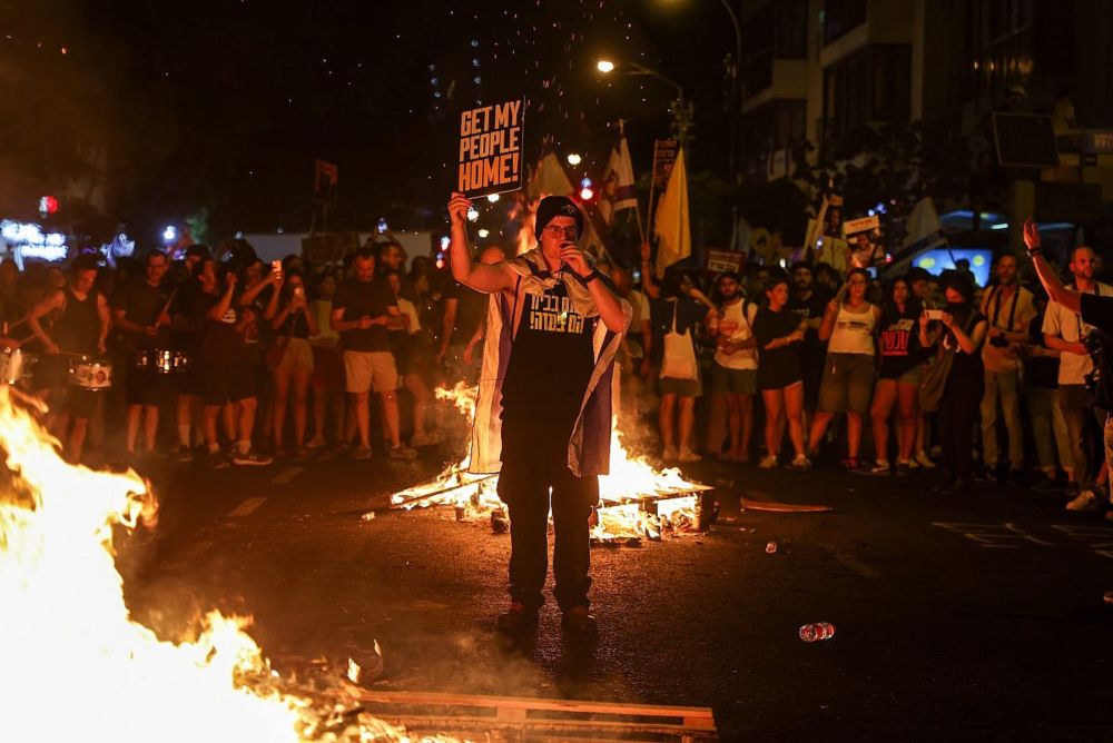 To sacrifice or free the hostages? Israeli protesters chose a side