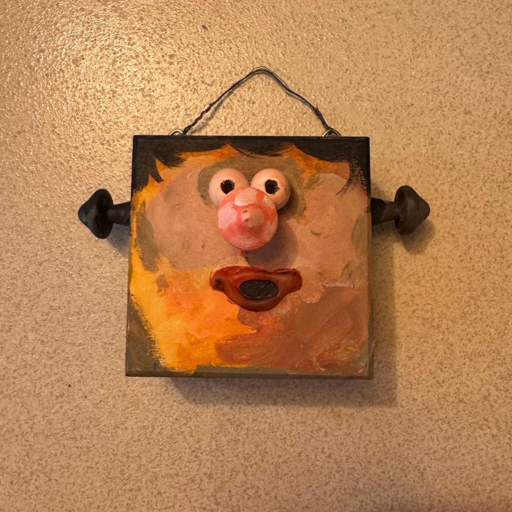 Dice box that looks like a face 