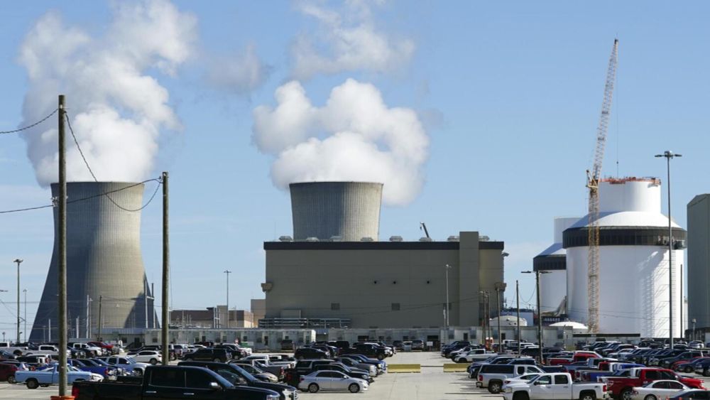 The first new U.S. nuclear reactor built from scratch in decades has begun generating electricity. The Georgia reactor is supposed to reach full power output in coming days, with a second reactor sche...