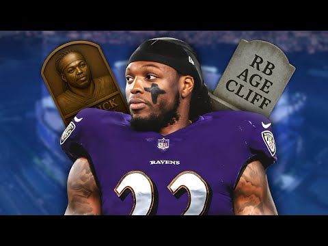Why Do Fantasy Players Keep Fading Derrick Henry?