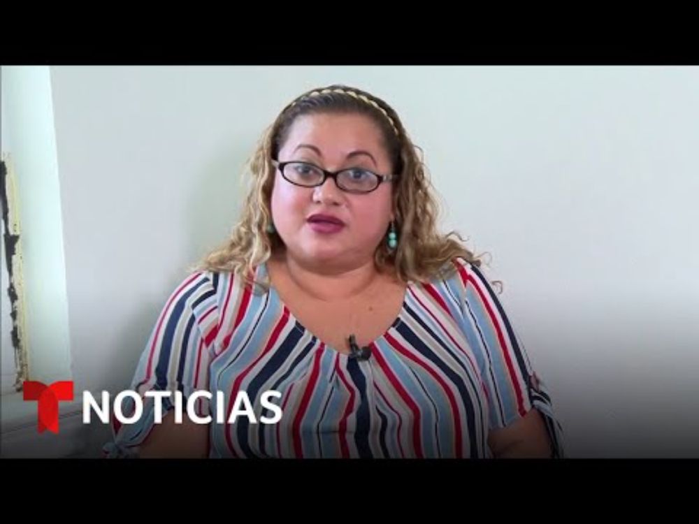 Madre desesperada busca a su hijo deportado a El Salvador | Noticias Telemundo
