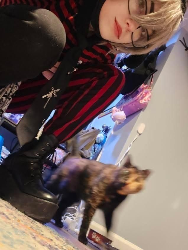 Alternative 
Alt
Alt fashion
Hot topic
Emo
Emo fit
Emo aesthetic
Goth fit
Scenecore