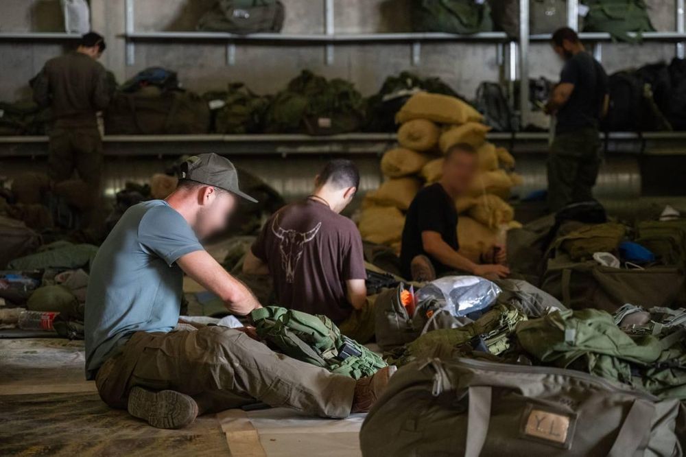 Israeli reservists gearing up