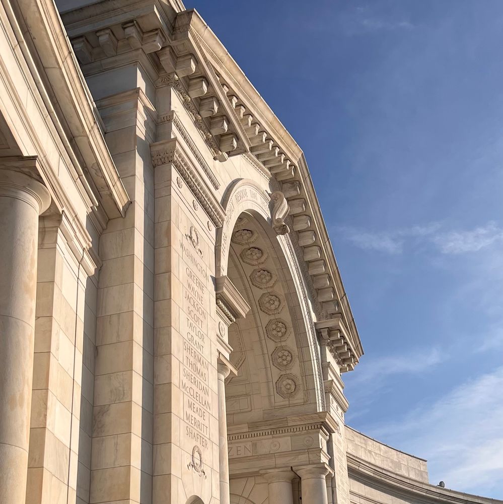 Quote on arch at Arlington