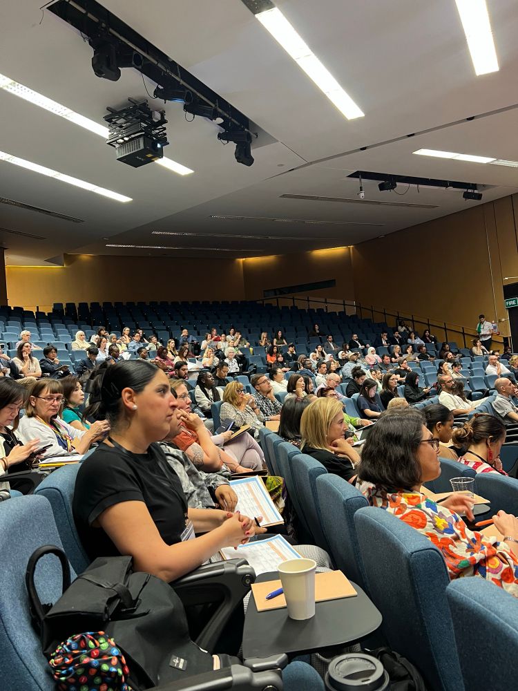 Crowds at LICIE conference