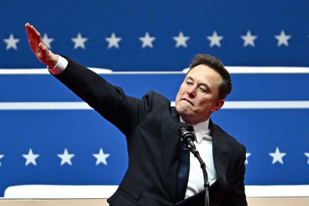 The Elon salute