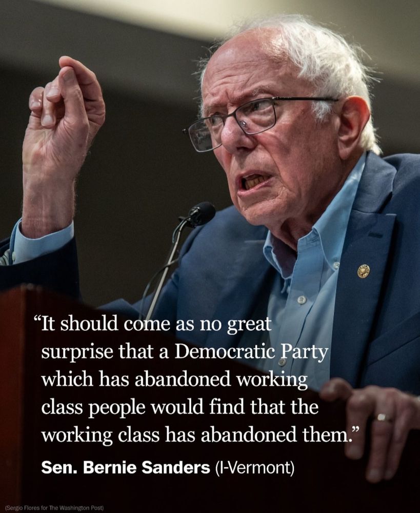 Imagem do Senador Bernie Sanders discursando com o texto escrito por cima