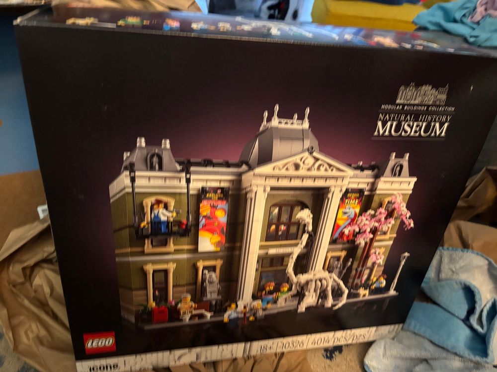 Lego Natural History Museum set
