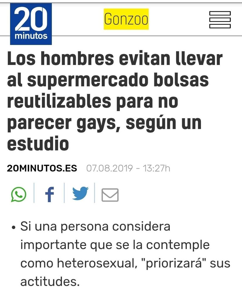Los hombres evitan llevar al supermercado bolsas reutilizables para no parecer gays, según un estudio.