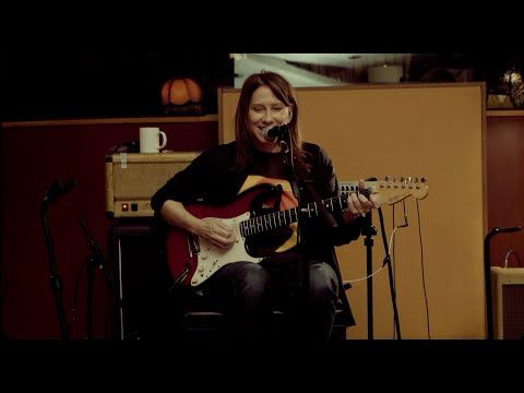 Kim Deal - Are You Mine  (Live From Greenwich Village)