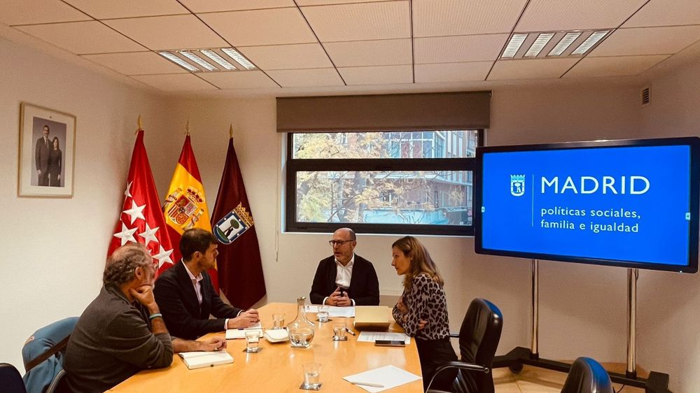 Reunión de la FRAVM con el Delegado de Políticas Sociales, Familia e Igualdad del Ayuntamiento de Madrid