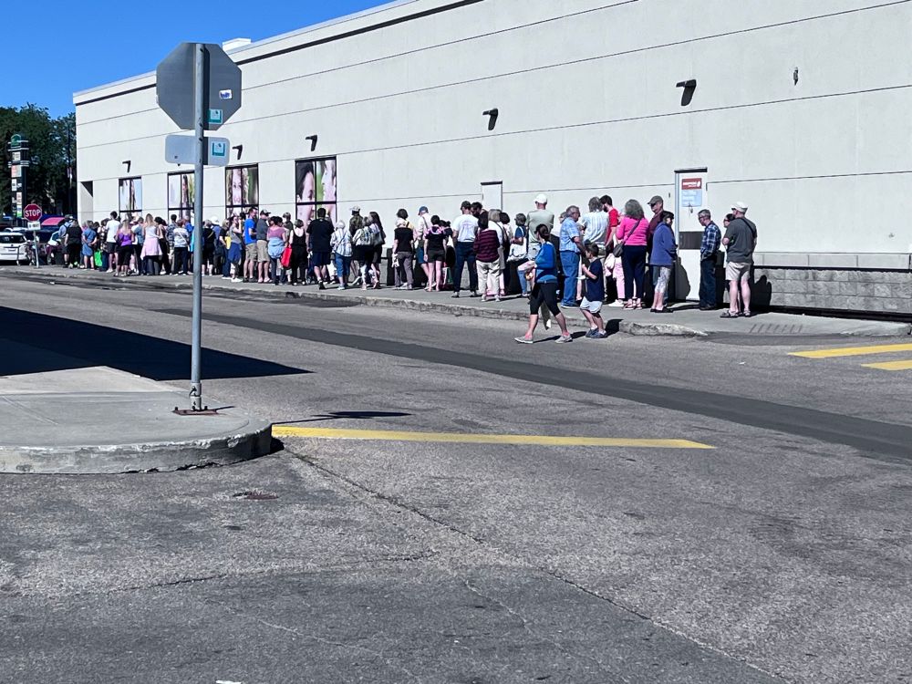 Lineup to sign the petition at Callingwood. It was very long.