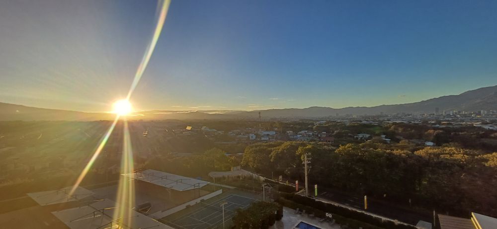 Sunrise in Heredia, Costa Rica 🇨🇷 