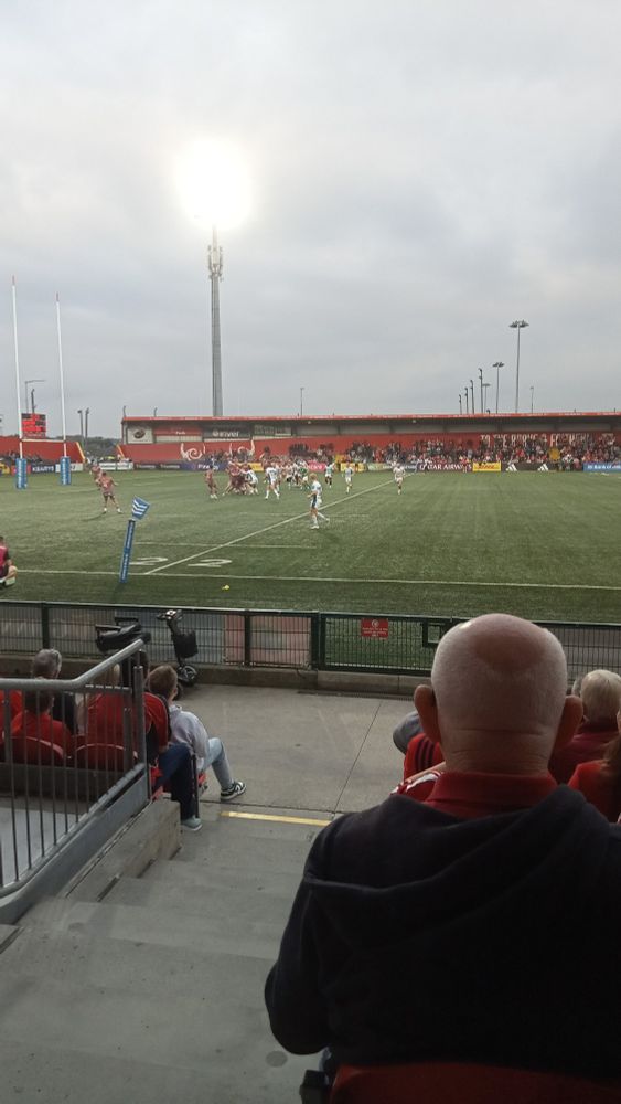 Munster rugby pitch, with munster playing Gloucester