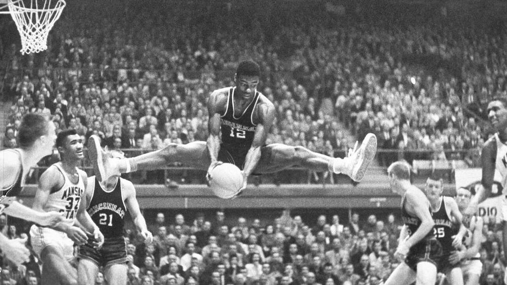 The Big O Oscar Roberston Born this Day - B&W Cincinnati Royals 1959 - split-pike position mid-air rebound - iconic photo - 