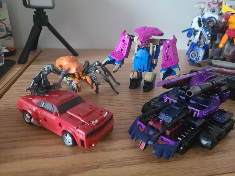 Once again, very nice on all accounts. I love how goofy Squeezeplay is.