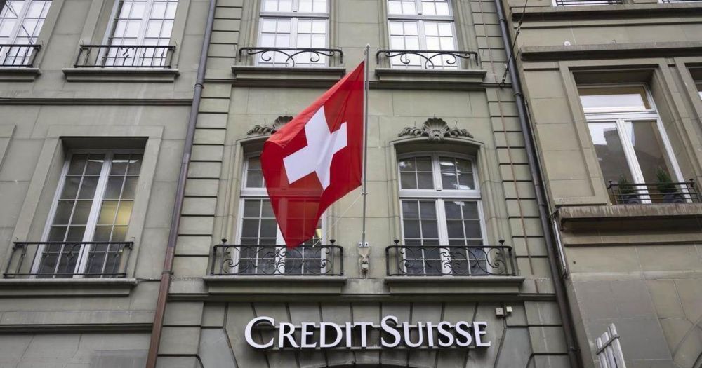 Credit Suisse a versé des bonus et des dividendes malgré des comptes dans le rouge