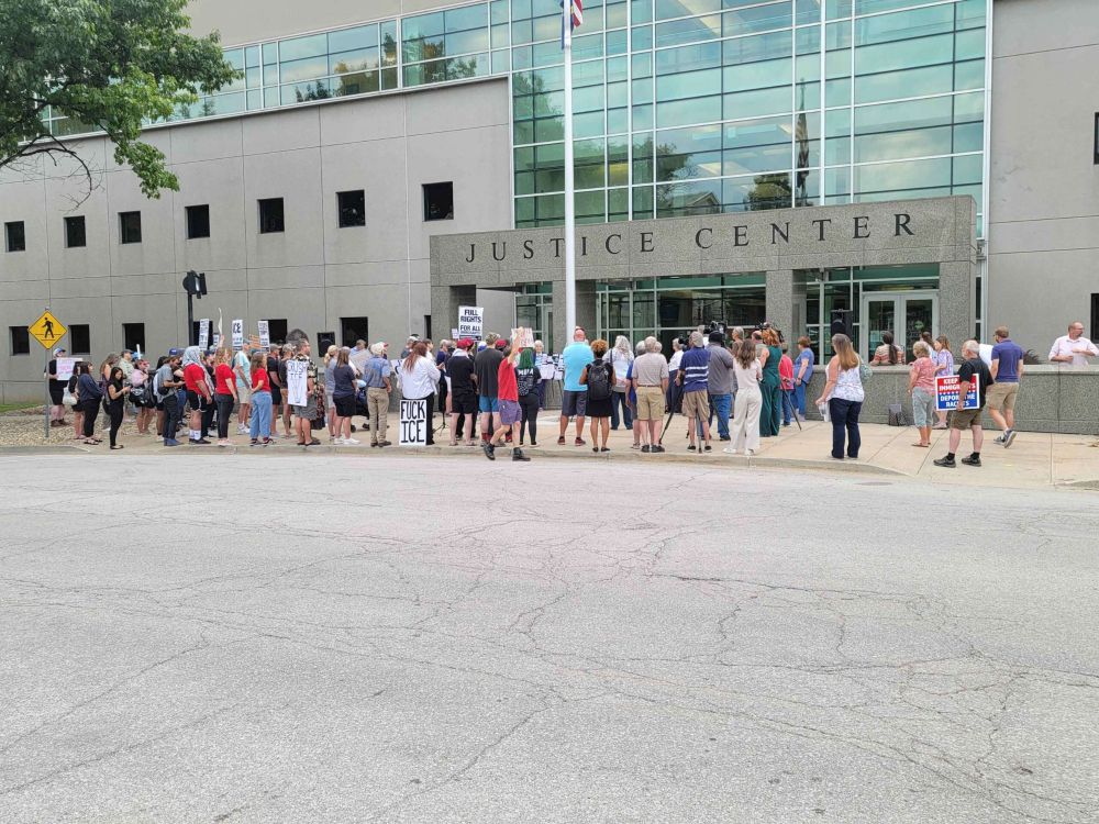 As ICE expands its presence across the Midwest, activists fight the reopening of private prisons to jail migrants.