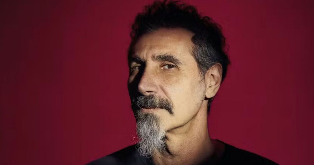 Serj Tankian volta a criticar Imagine Dragons e acusa banda de "atitude hipócrita" - A Rádio Rock - 89,1 FM - SP