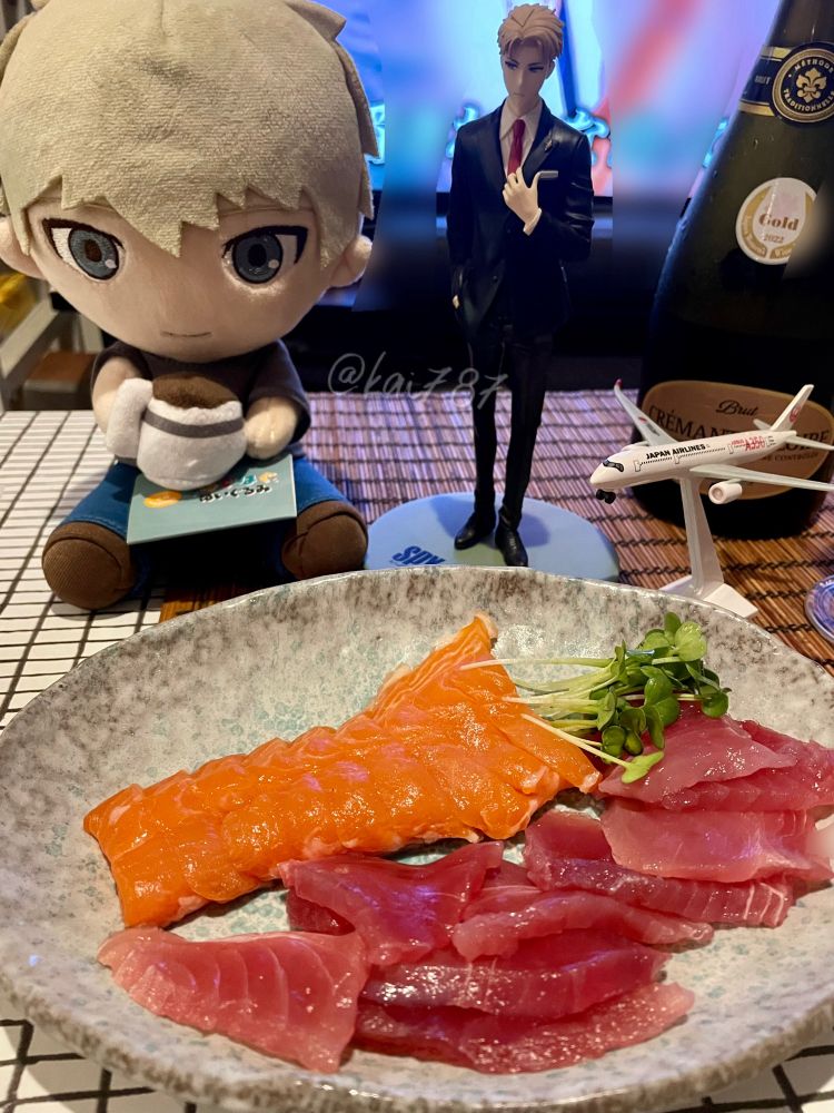 サーモンとキハダマグロのお刺身